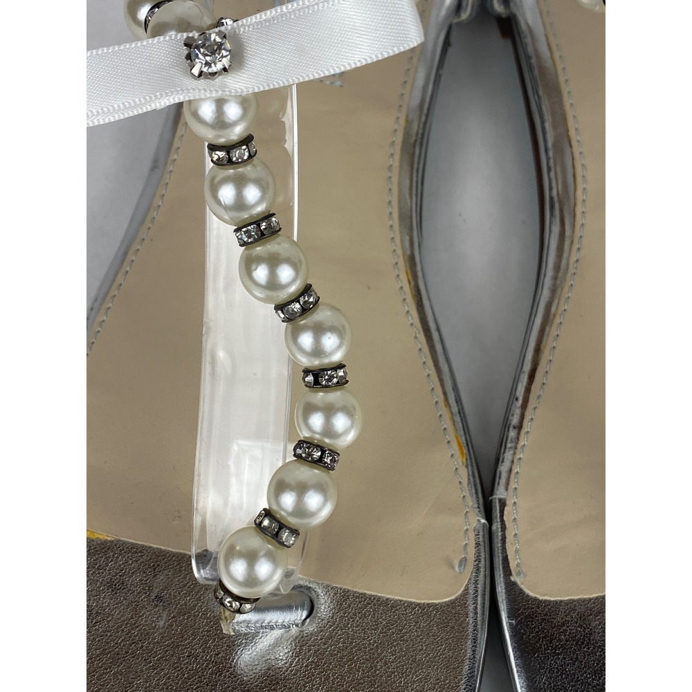 Betsey Johnson SB-PEARL Silver Metallic Pearl Rhinestone Bow Flat Sandals 7.5M - Picture 5 of 16